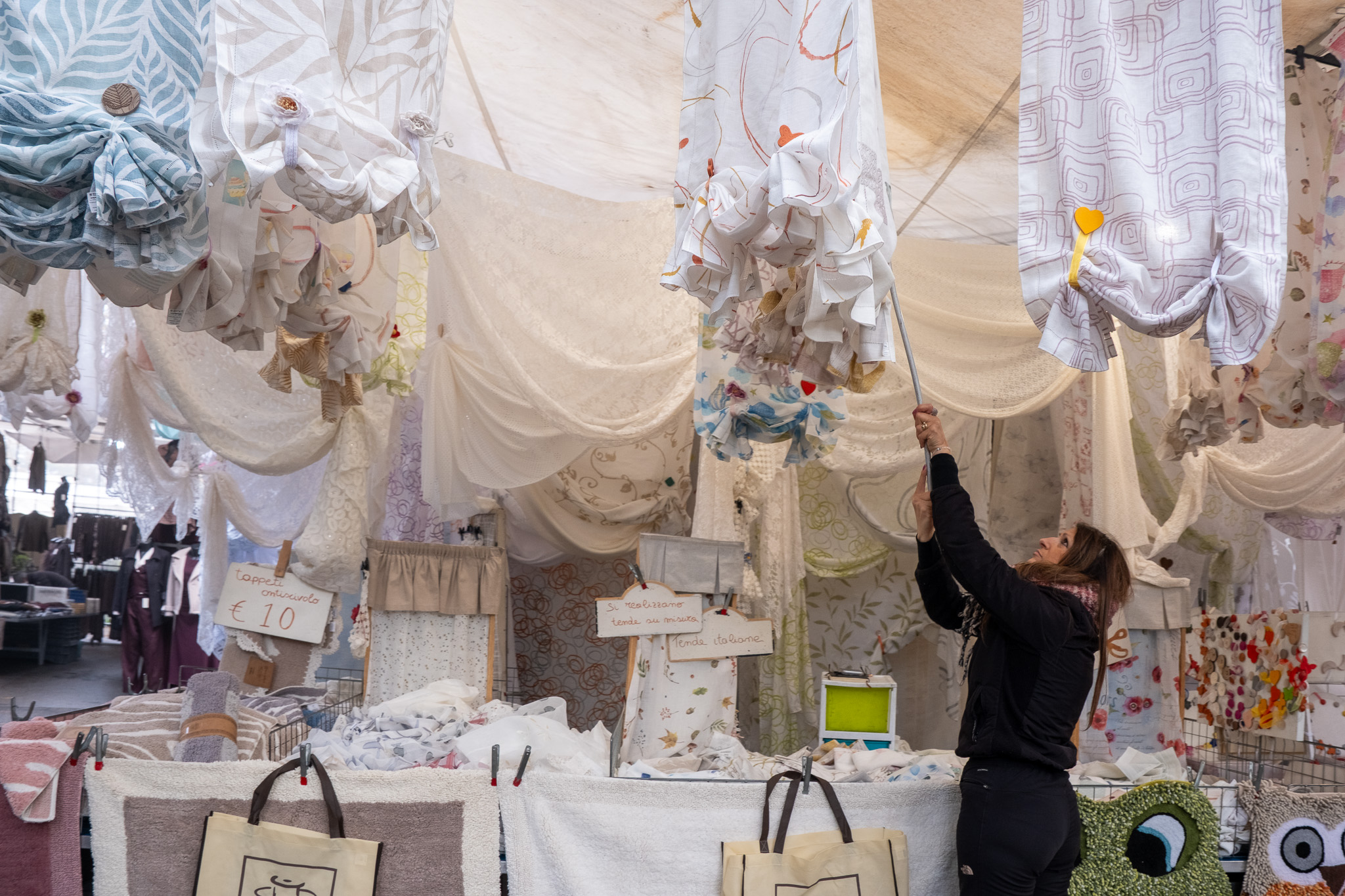 カーテンなど大きめの布も かわいい